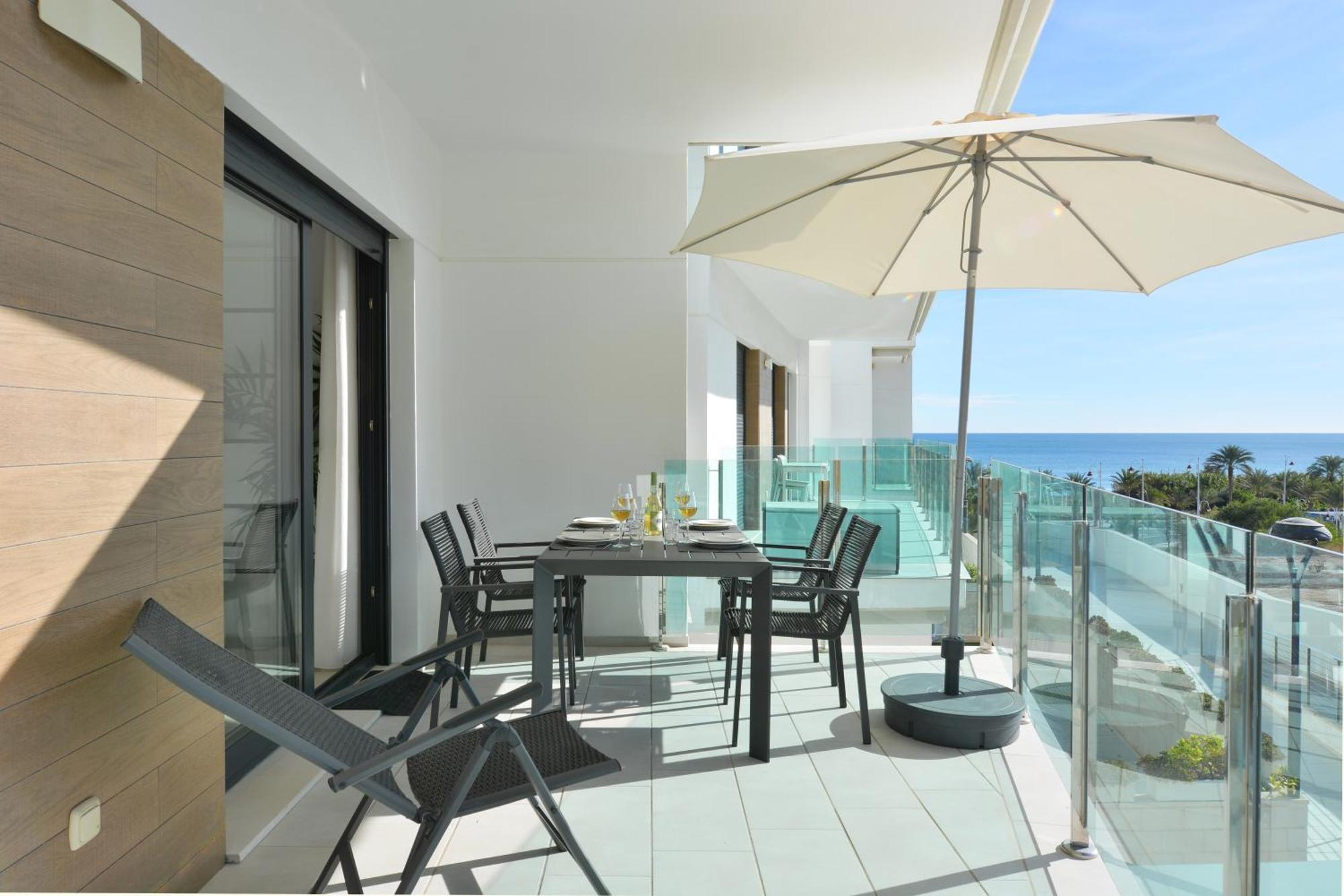 Beachfront Luxury Apartments By Nras Arenales del Sol Bilik gambar