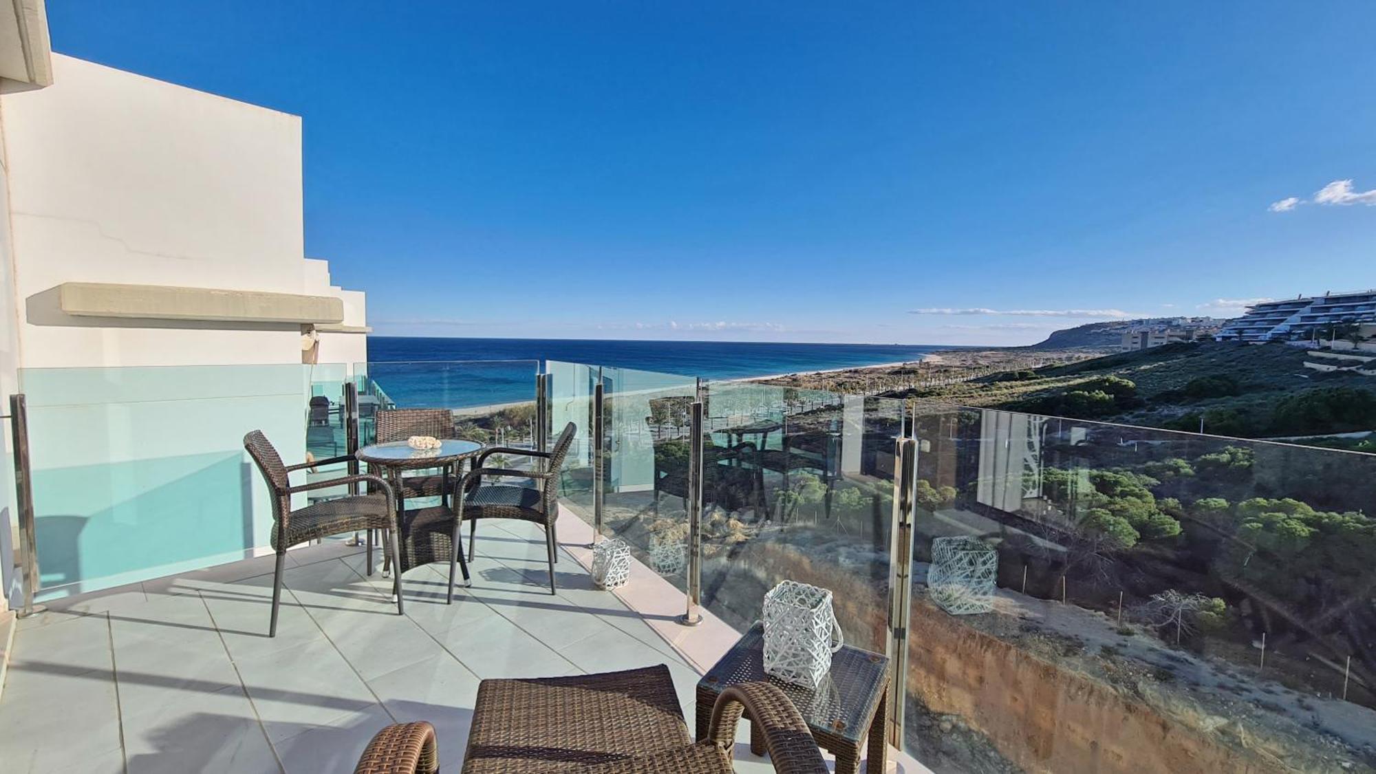 Beachfront Luxury Apartments By Nras Arenales del Sol Bilik gambar